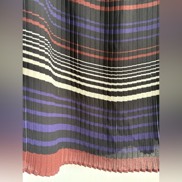 Ross-Olive Spaghetti Straps Pleat Striped Camisole Tank Top, Size: Medium - Picture 5 of 7